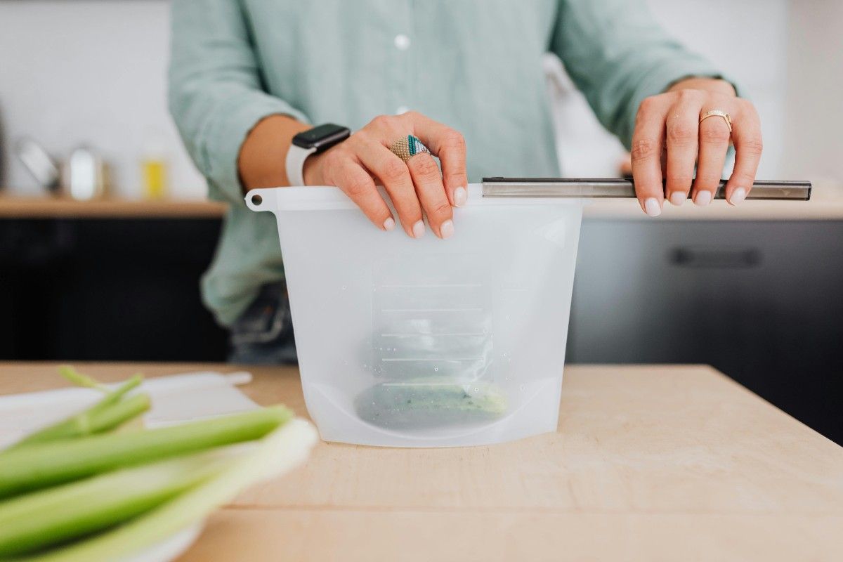 You are currently viewing Compostable Kitchen Gadgets: “Biodegradable Cooking Tools Revolution”