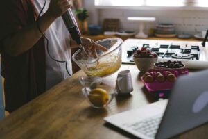 Read more about the article The Rise of Quantum-Enhanced Cooking Devices: Future-Proof Kitchen Gadgets