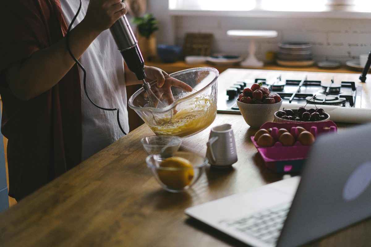 You are currently viewing The Rise of Quantum-Enhanced Cooking Devices: Future-Proof Kitchen Gadgets